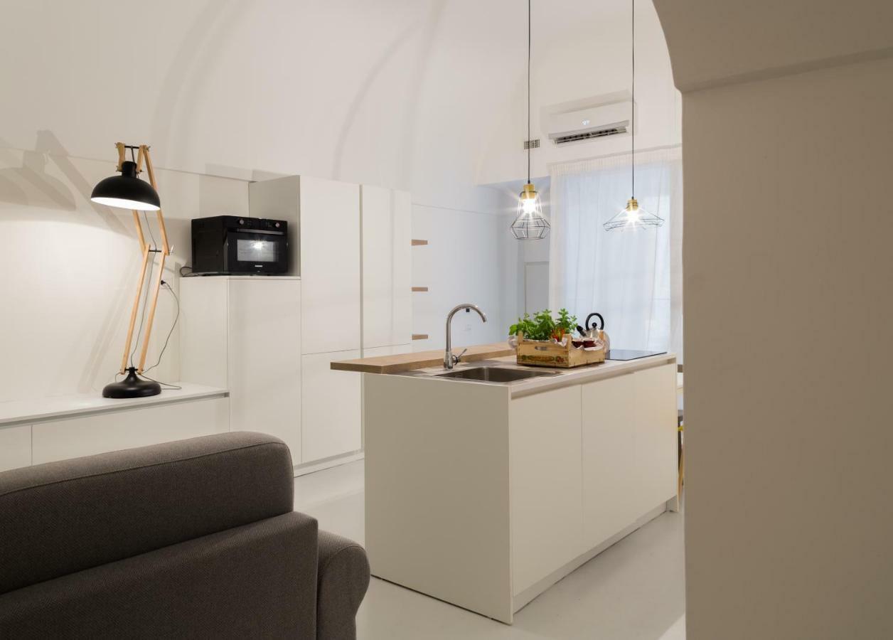 Апартаменты B22 - Comfy Beautiful Loft Монополи Экстерьер фото